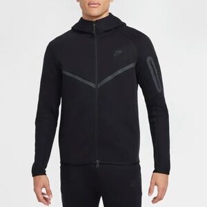 Men’s Nike tech zip up